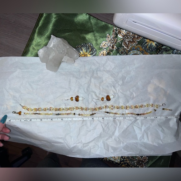 Handmade | Boho Mushroom Beaded Choker Set w/ Earrings - Picture 3 of 8